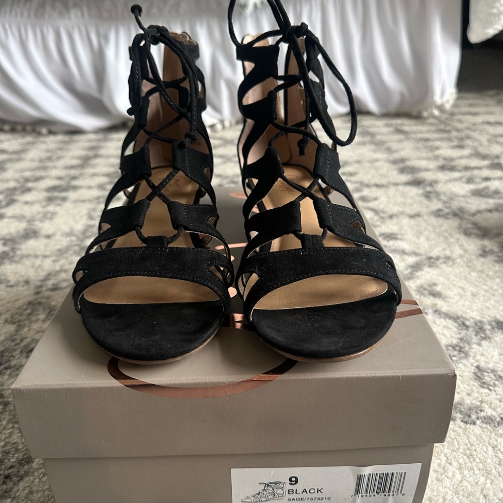 Crown Vintage Sandals